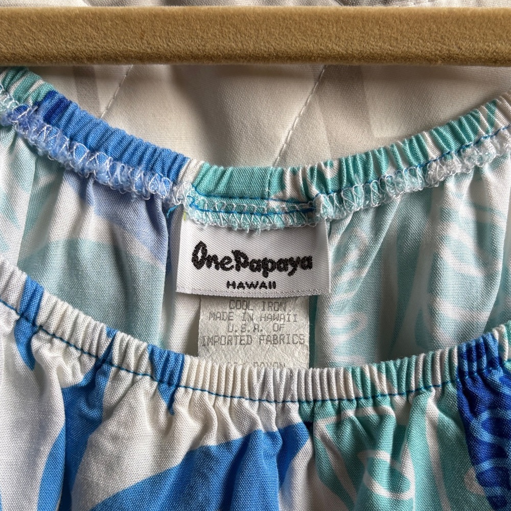 Set of 2 - Women's Hawaiian/Tropical Off-Shoulder Blouses, Size M - Picture 11 of 14